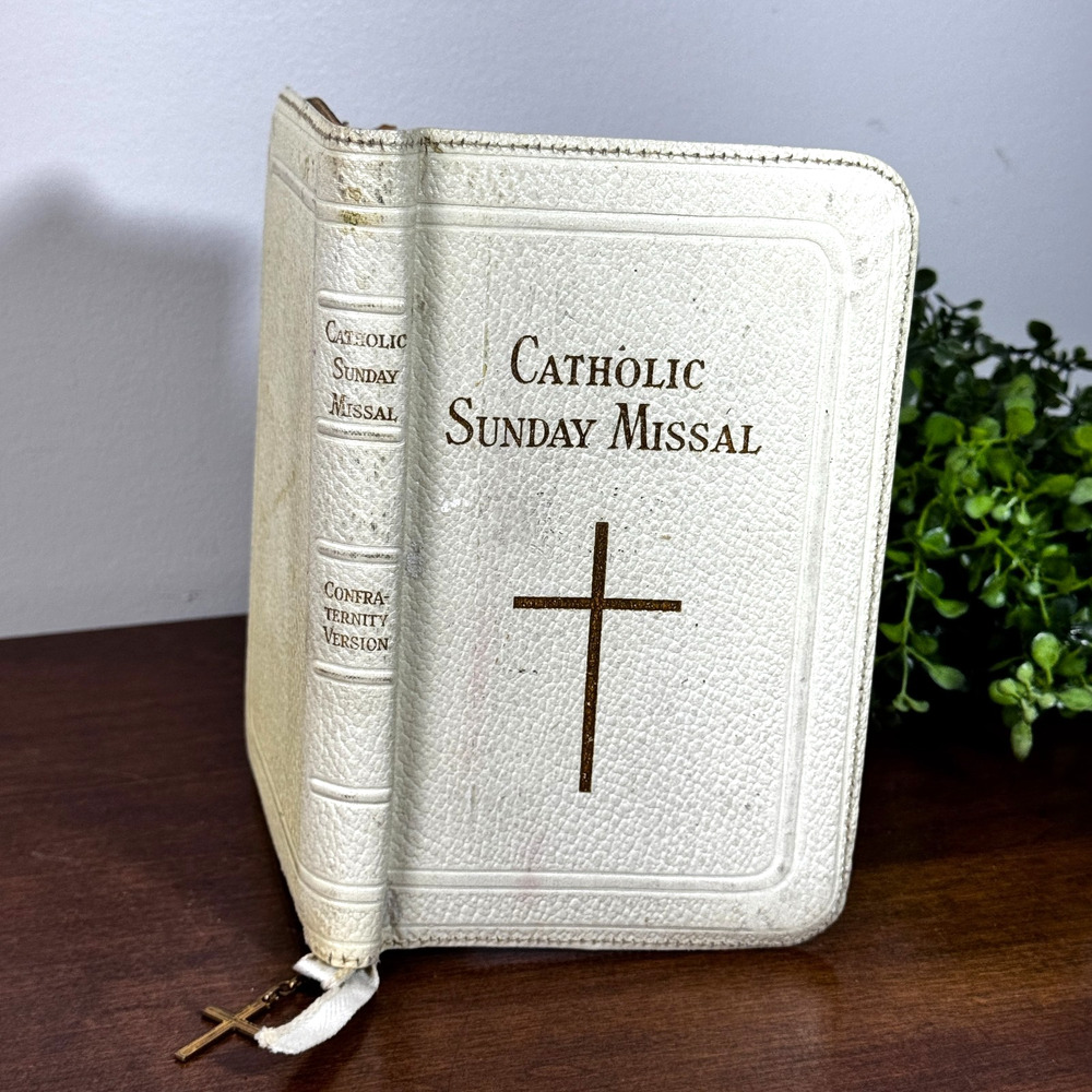 Vintage The Catholic Sunday Missal and Simplified Prayerbook 1956 Zipper Case